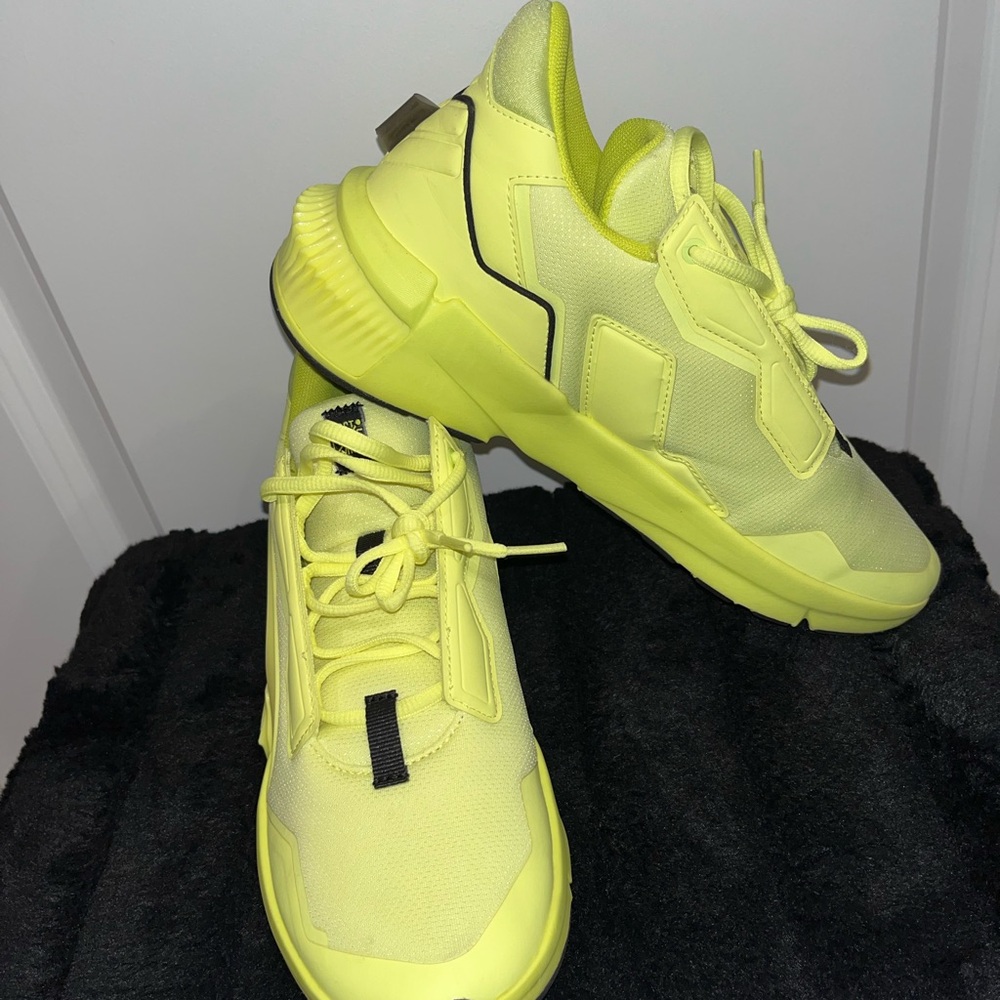 Puma Provoke XT FM Xtreme in yellow-black